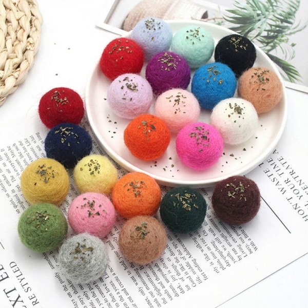 페오펫몰,크레용펫 캣닢 묻힌 알사탕 양모볼