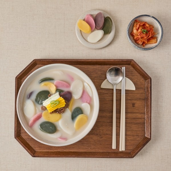 페오펫몰,[감사특가][더바른떡] 1+1 오색떡국떡 550g+550g