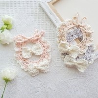 어거스트제이 그레이스리본 강아지 고양이 뜨개 케이프 목걸이