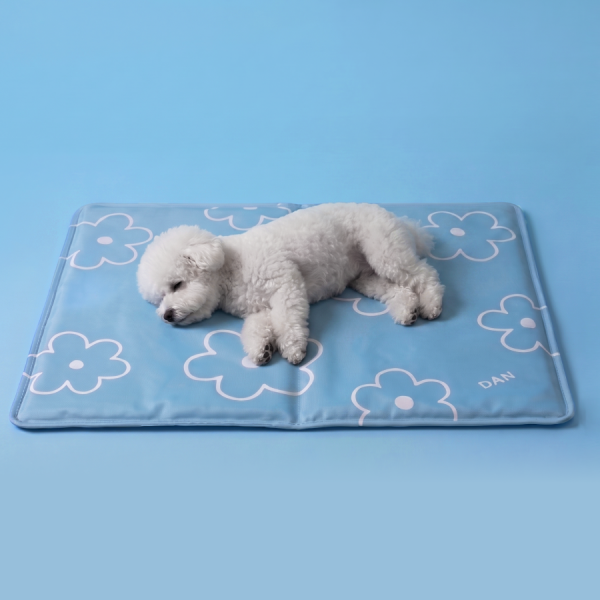 페오펫몰,[핏펫] 댄 닿는순간 시원한 쿨쿨매트 반려동물 쿨매트 (65cm*50cm)